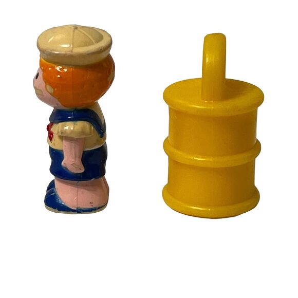 Lakeside Tubtown Harbor Village Playset 1982 Yellow Barrel & Girl Figure Only - Picture 2 of 6